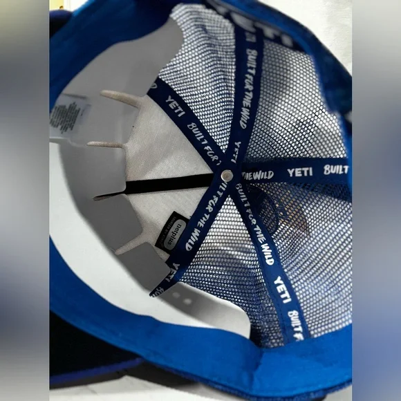 NEW Yeti American Logo Badge Trucker Hat mesh Cap Red White Blue Men's NWT - Picture 6 of 6